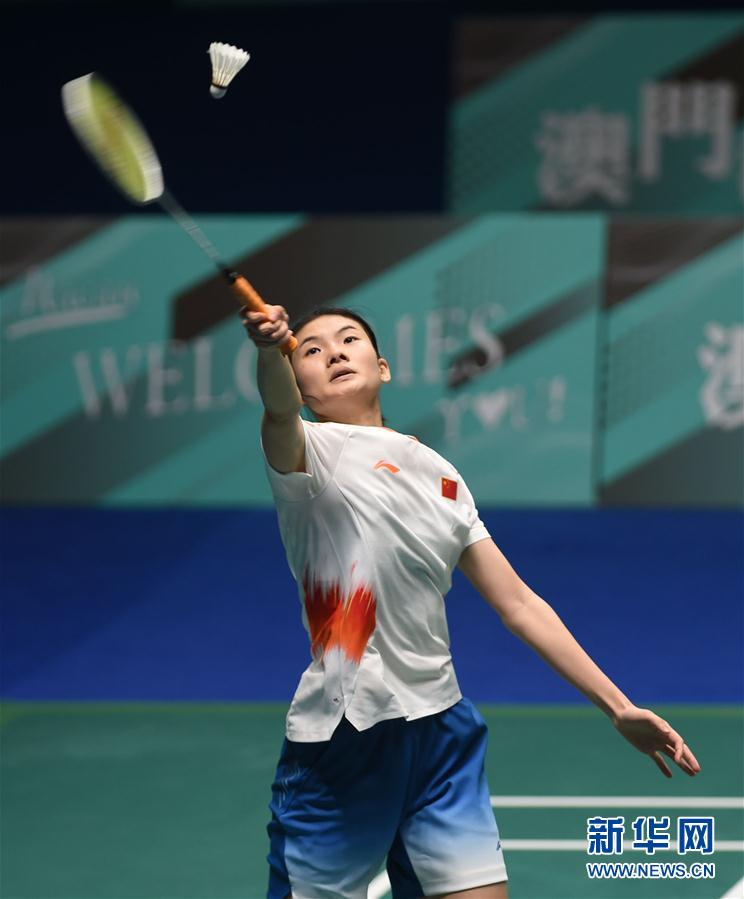 凭借自己所 凭借自己所