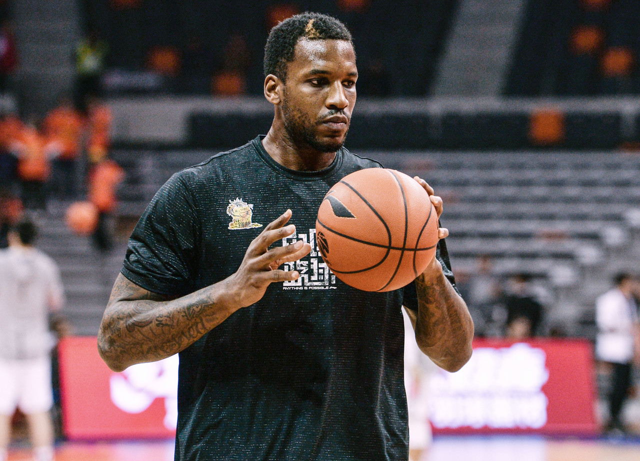 赛季中屡次 赛季中屡次