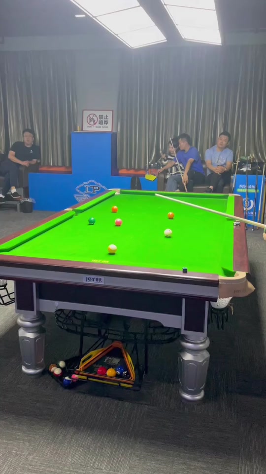 了众多世界 了众多世界