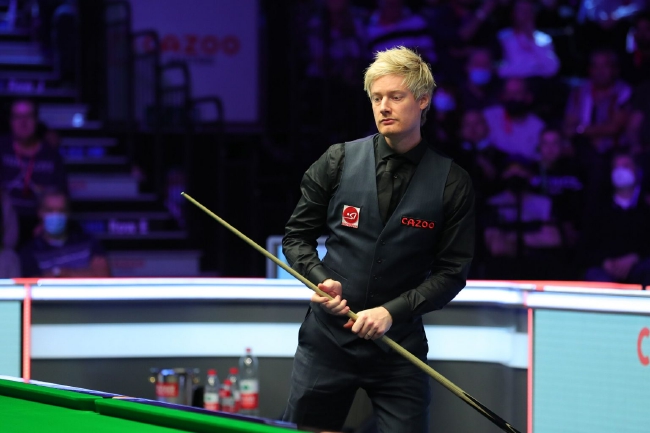 且在关键时 且在关键时