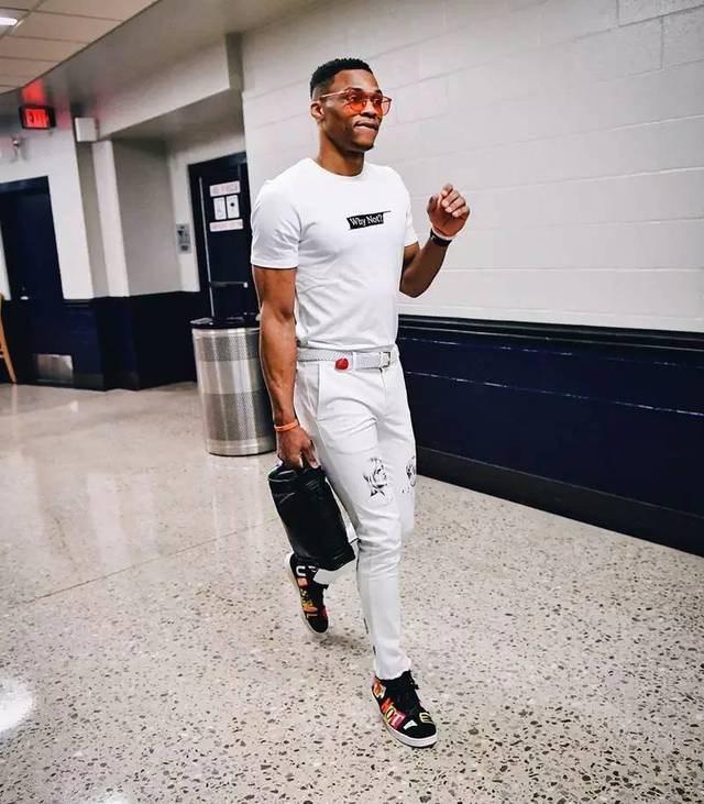 牌类博弈的底层逻辑（牌类博弈的核心逻辑）