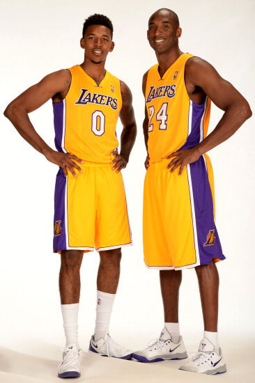 均仅用3脚 均仅用3脚